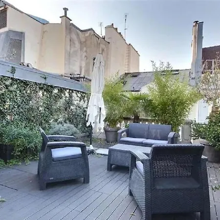 Louvre Terrace Apartament *