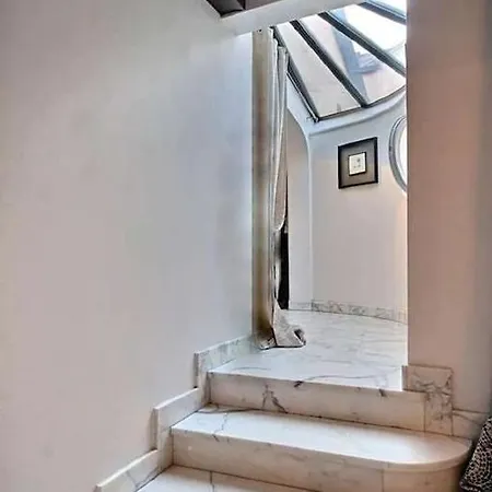 Louvre Terrace Apartament